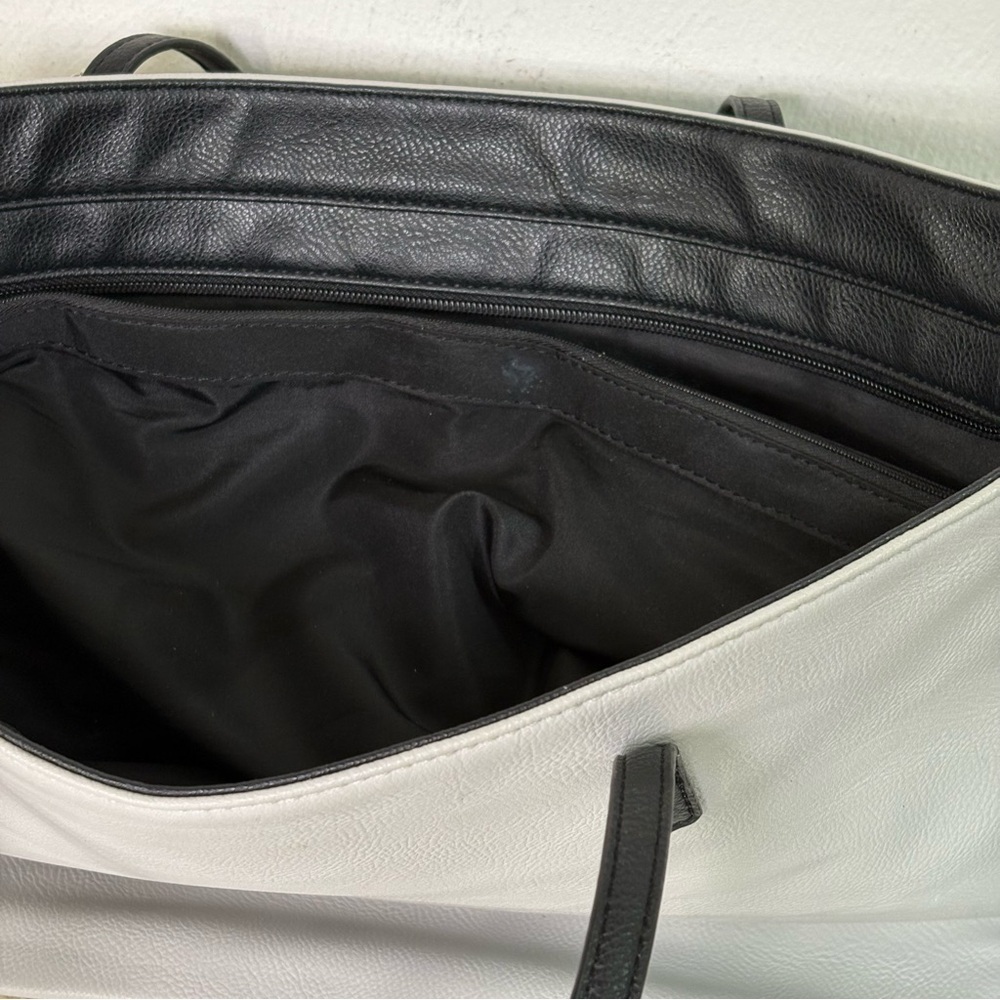 NINE WEST Vintage 90s Y2K faux leather light grey minimalist neutral tote bag - Picture 13 of 16